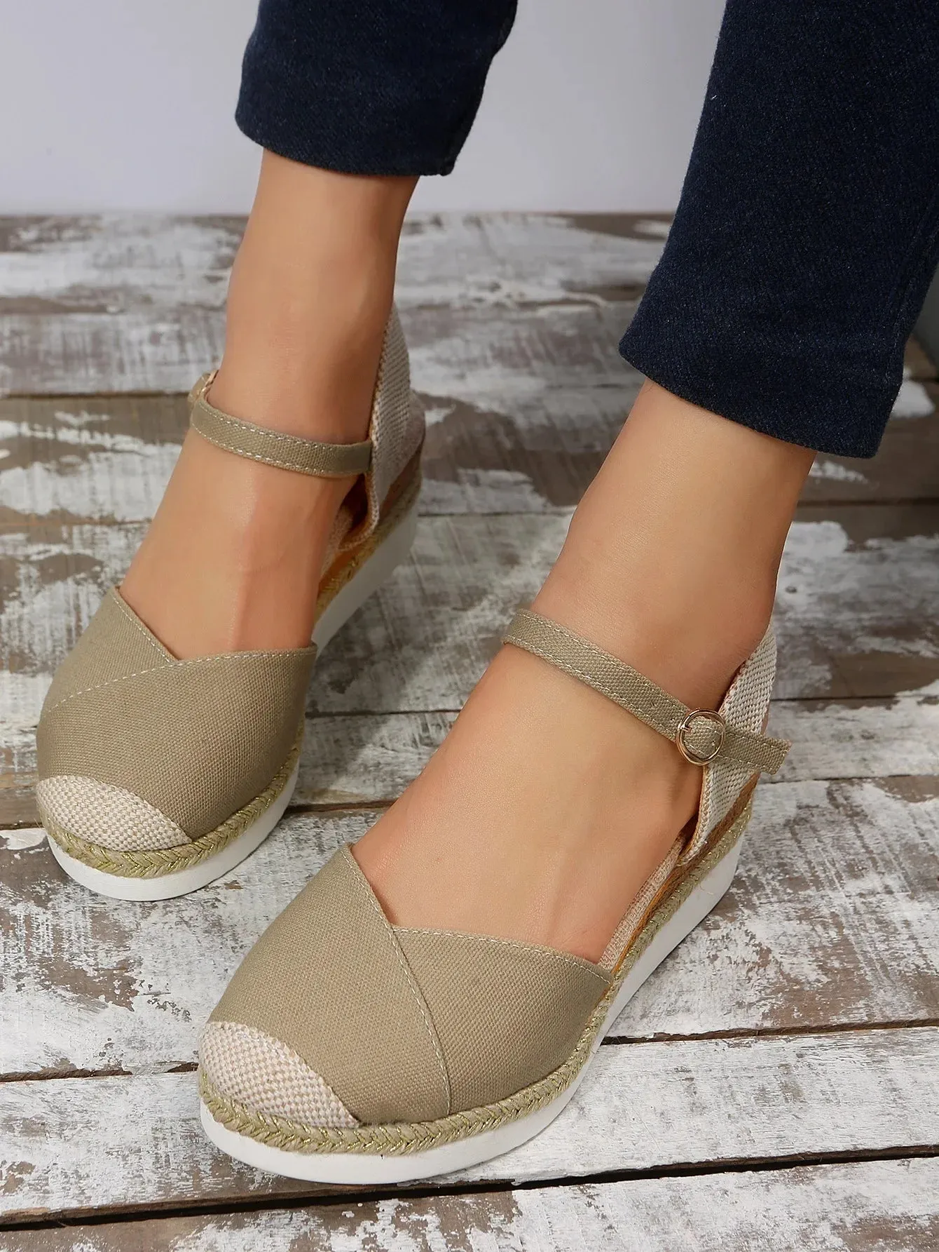Courtney | Closed Toe Wedge Orthopedic Sandals